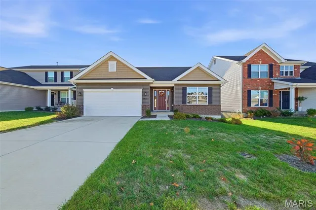 $419,900 | 5634 Sun Bear Drive, House Springs, MO 63051