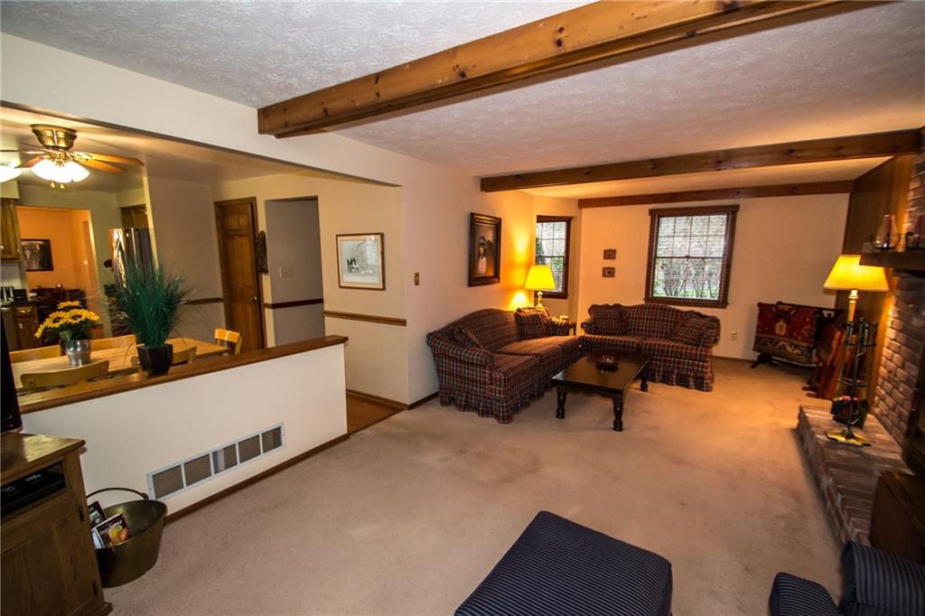 1880 Ferguson Road Allison Park, PA 15101 - Photo 13 of 24 Large and open to the kitchen!