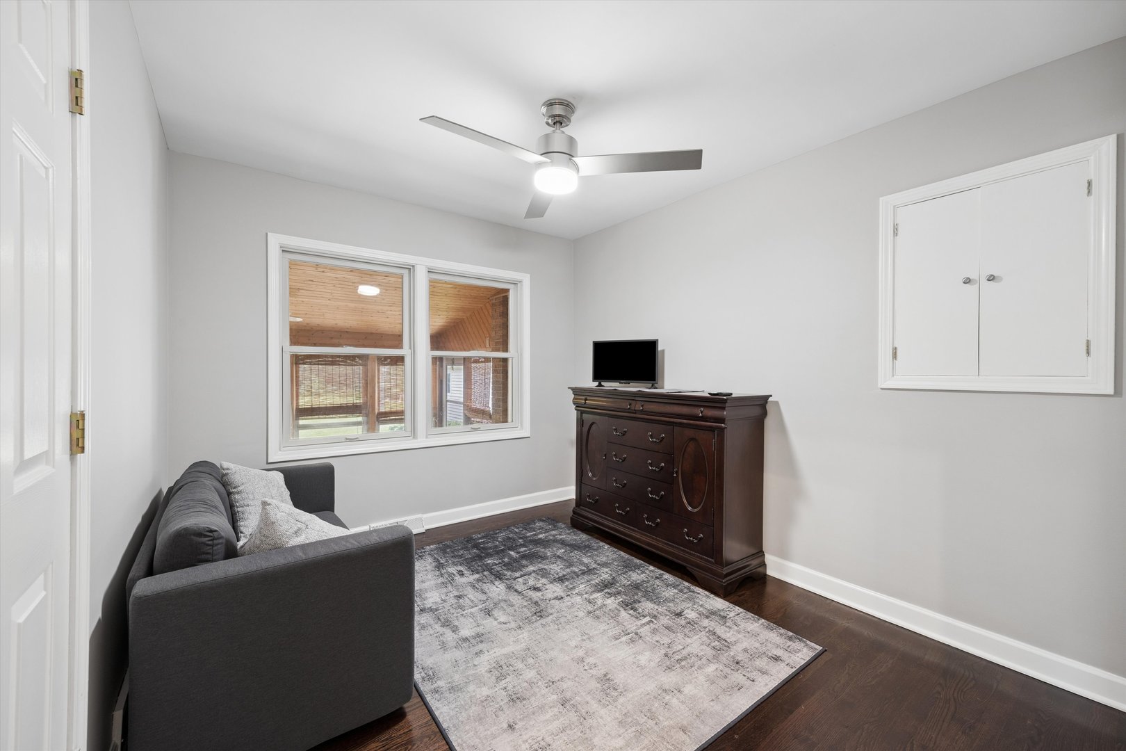 5949 Dunham Road Downers Grove, IL 60516 - Photo 16 of 26