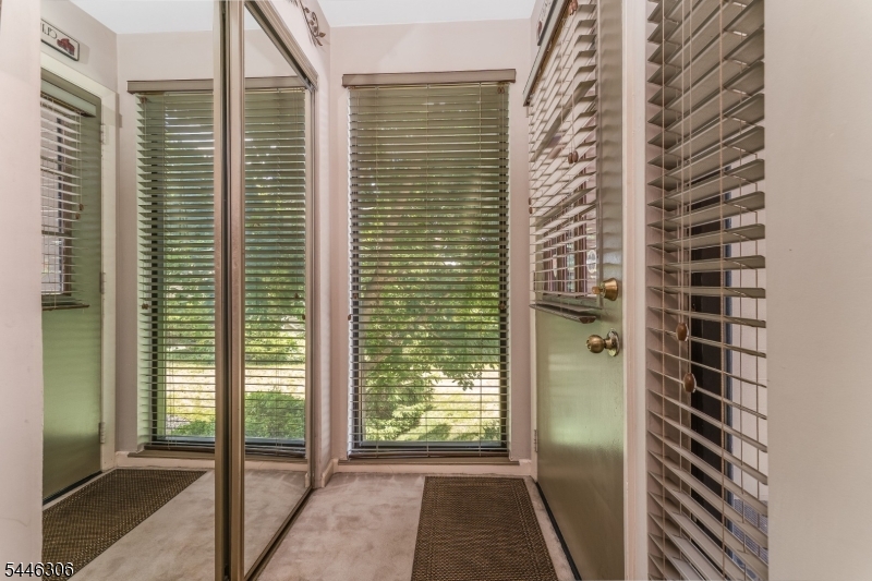 35 North Slope Clinton, NJ 08809 - Photo 15 of 43