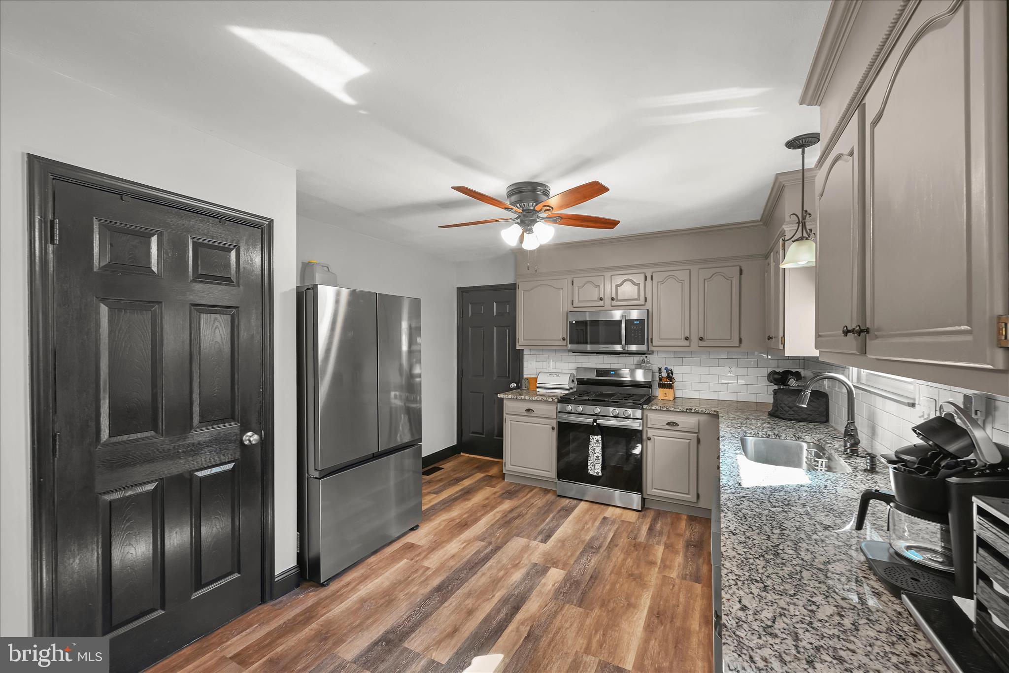 143 Cold Stream Trail Felton, PA 17322 - Photo 16 of 46 Kitchen