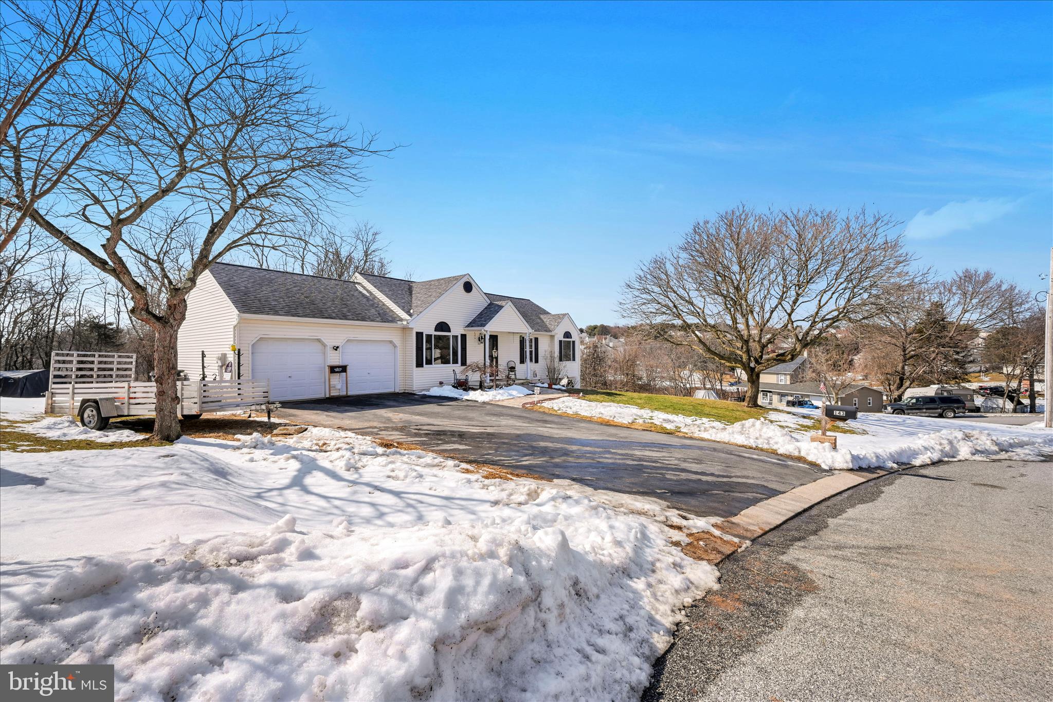 143 Cold Stream Trail Felton, PA 17322 - Photo 4 of 46 Exterior Fromt