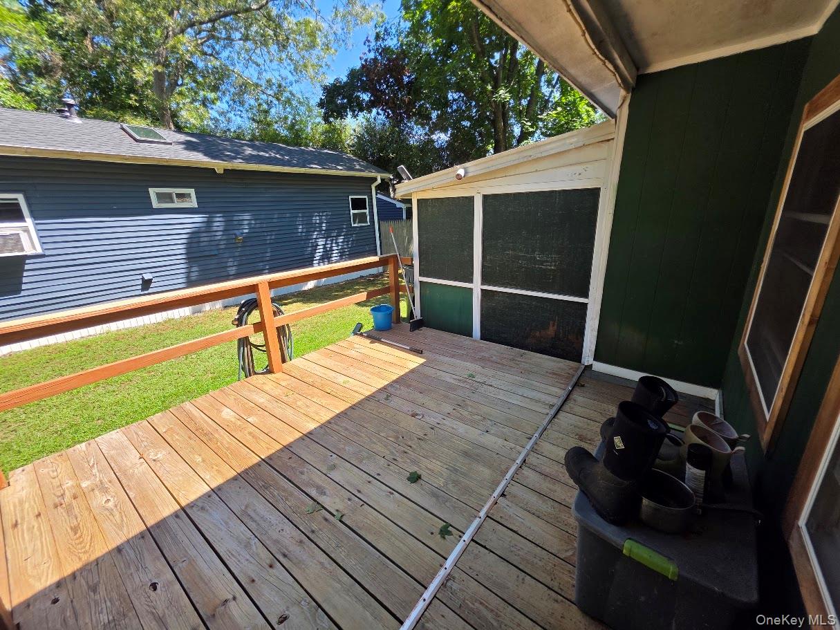 83 Forge Road, Unit 2 Riverhead, NY 11901 - Photo 4 of 11 Gallery Image 4