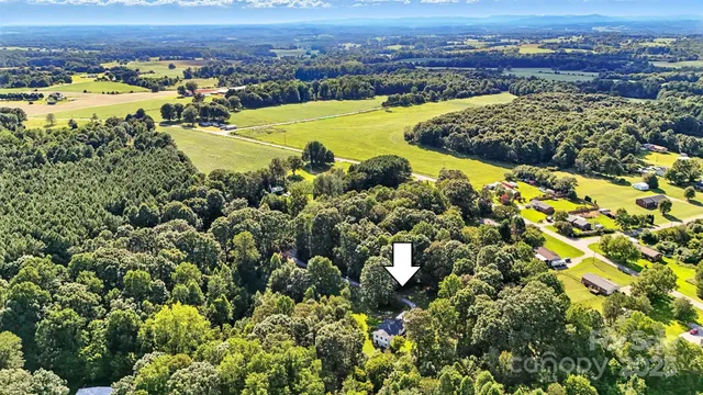 $350,000 | 104 Glenn Oaks Drive, Lawndale, NC 28090