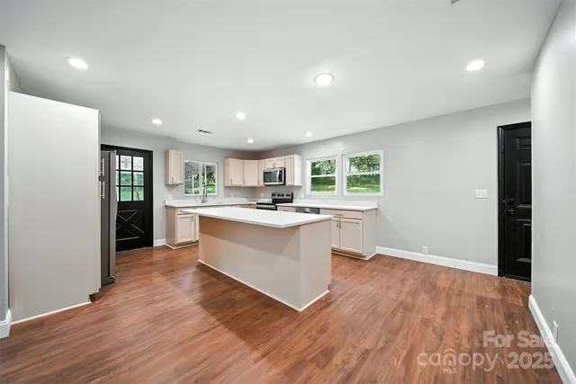 $350,000 | 104 Glenn Oaks Drive, Lawndale, NC 28090