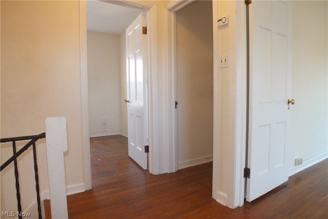 3844 Bethany Road Cleveland, OH 44118 - Photo 20 of 35 The second floor hallway