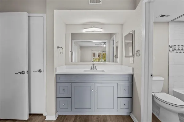 $1,250 | 250 El Dorado Boulevard, Unit 144, Webster, TX 77598