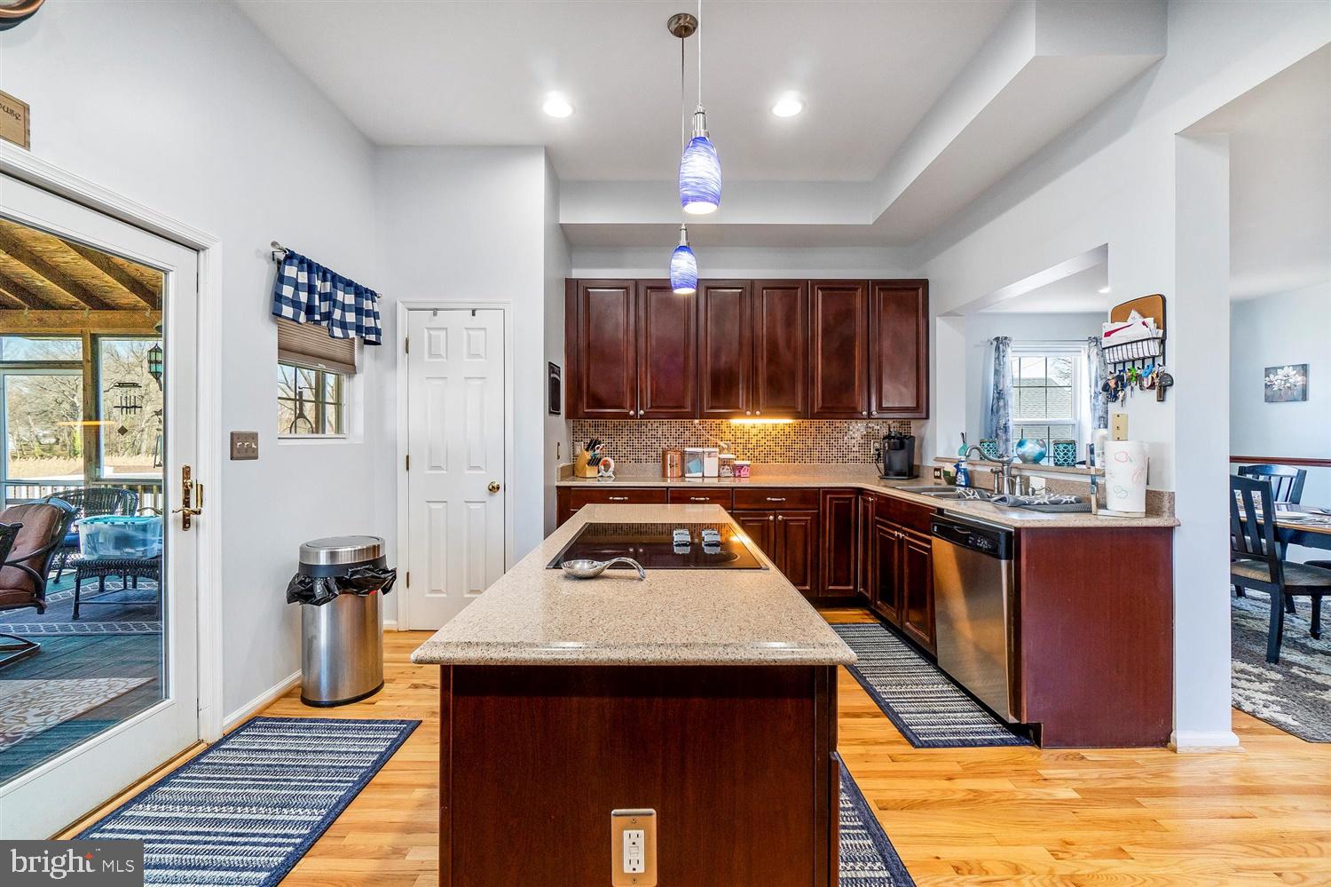 922 Oakleigh Beach Road Baltimore, MD 21222 - Photo 15 of 44 Kitchen