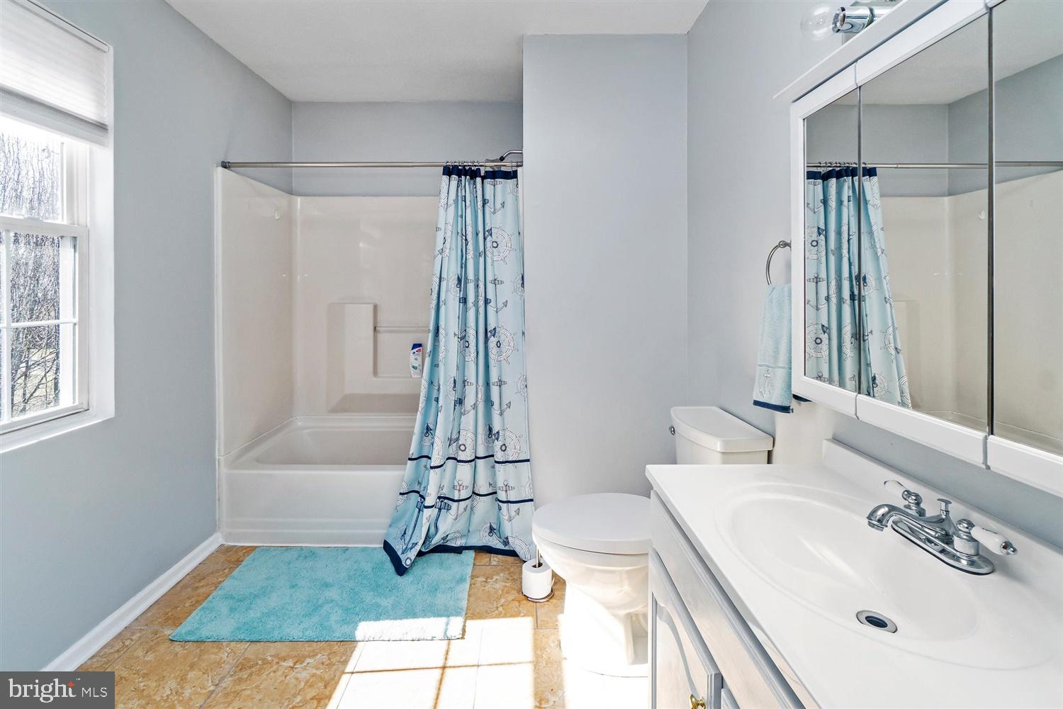 922 Oakleigh Beach Road Baltimore, MD 21222 - Photo 29 of 44 Full Bathroom