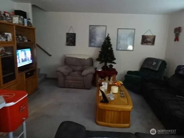 $1,125,000 | 14926 40th Avenue West, Unit 3, Lynnwood, WA 98087