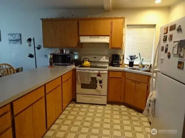 $1,125,000 | 14926 40th Avenue West, Unit 3, Lynnwood, WA 98087