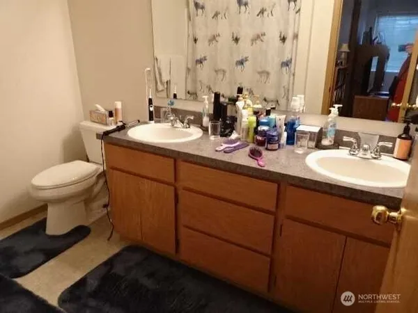 $1,125,000 | 14926 40th Avenue West, Unit 3, Lynnwood, WA 98087