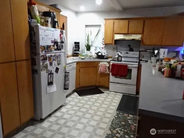 $1,125,000 | 14926 40th Avenue West, Unit 3, Lynnwood, WA 98087