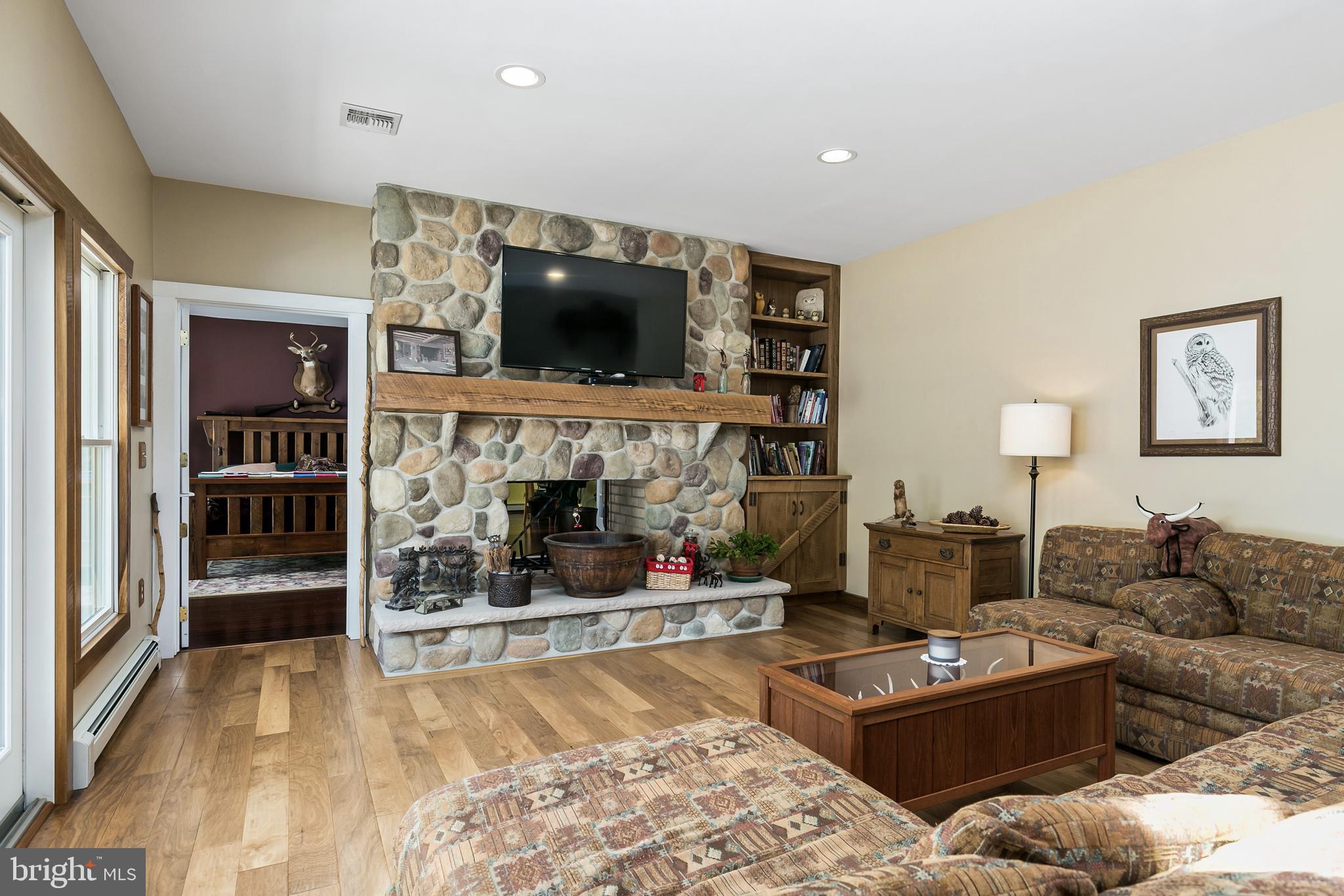 10 Lawrence Drive Cream Ridge, NJ 08514 - Photo 15 of 57