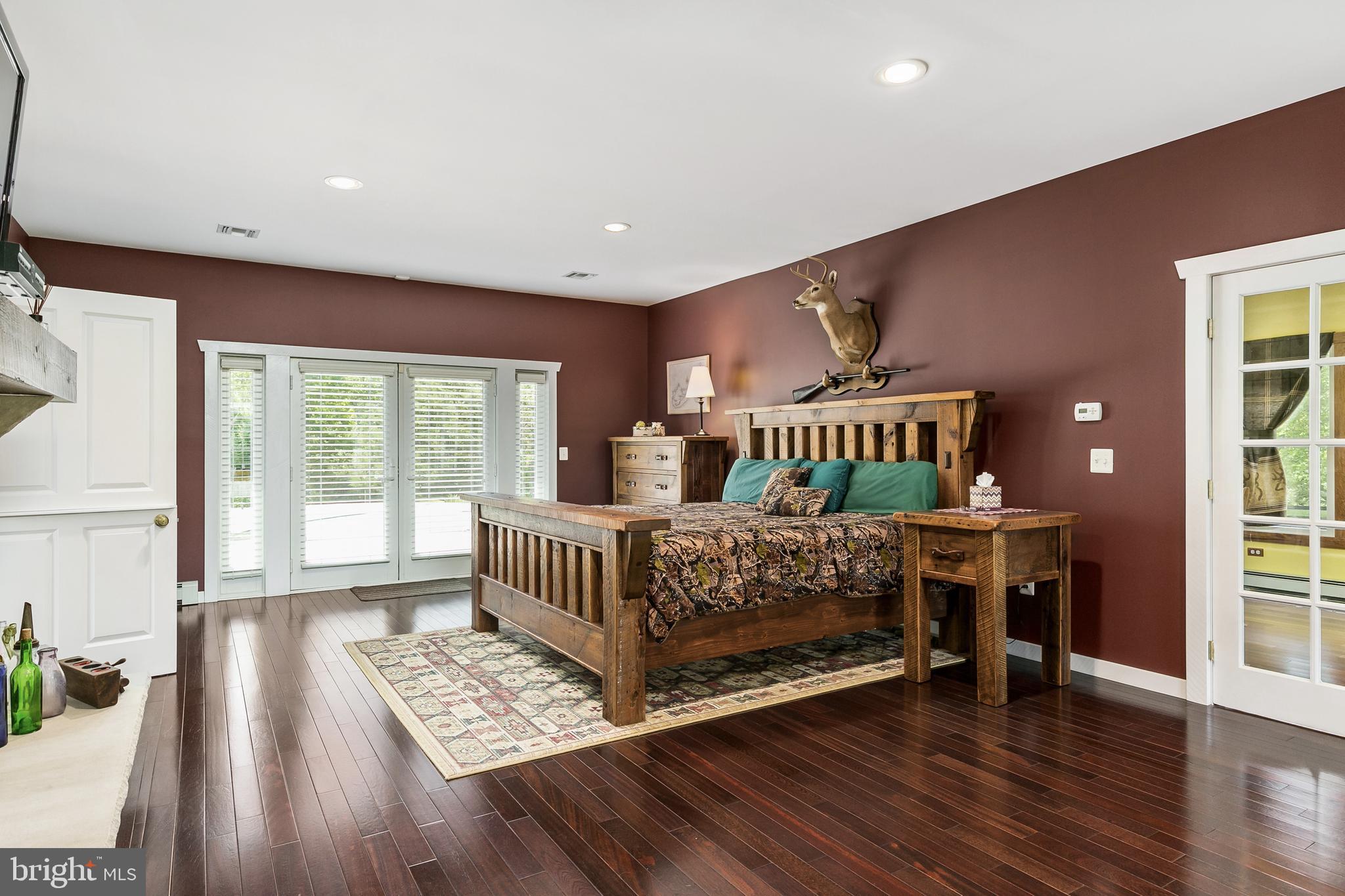 10 Lawrence Drive Cream Ridge, NJ 08514 - Photo 18 of 57