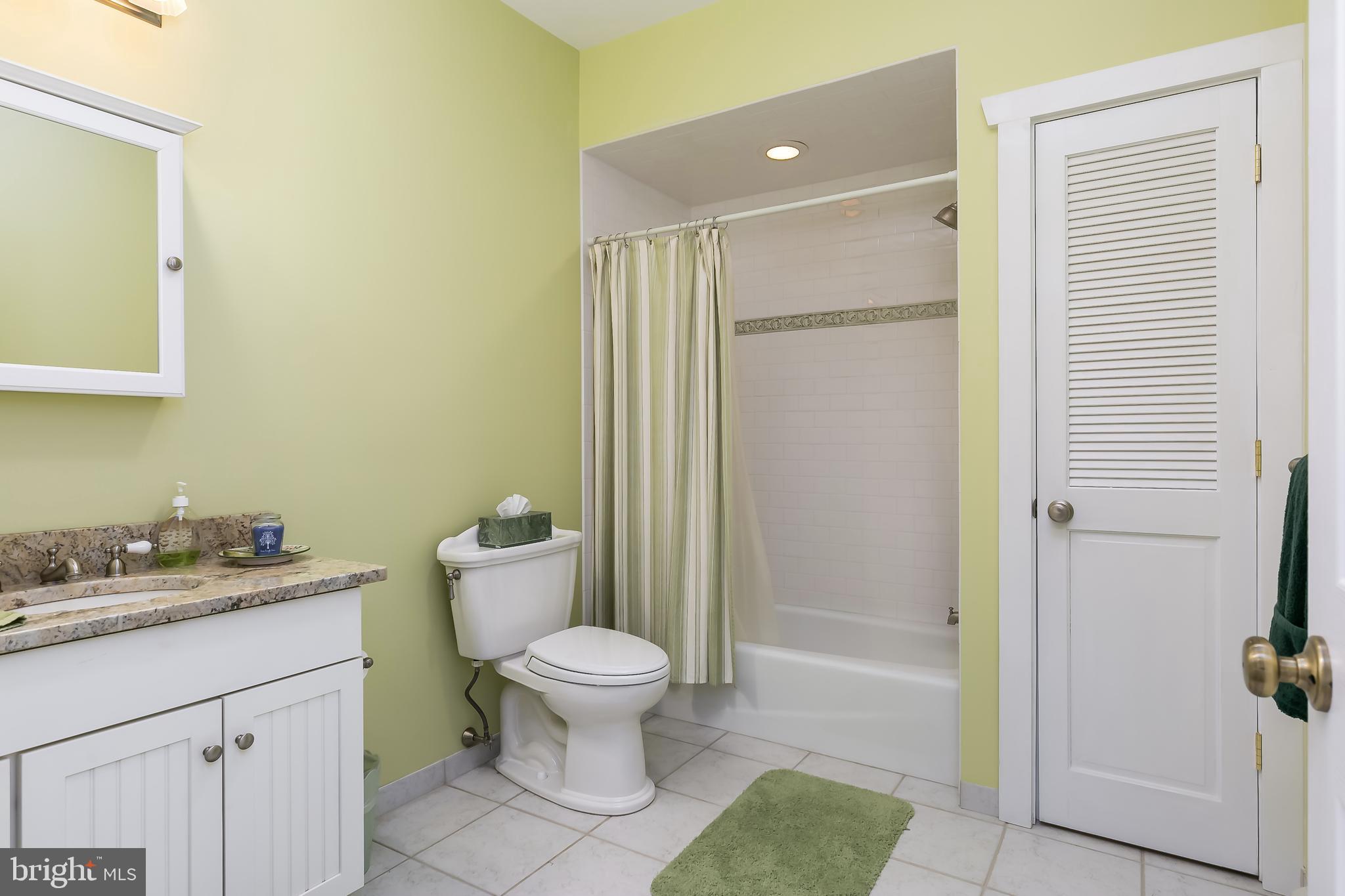 10 Lawrence Drive Cream Ridge, NJ 08514 - Photo 33 of 57