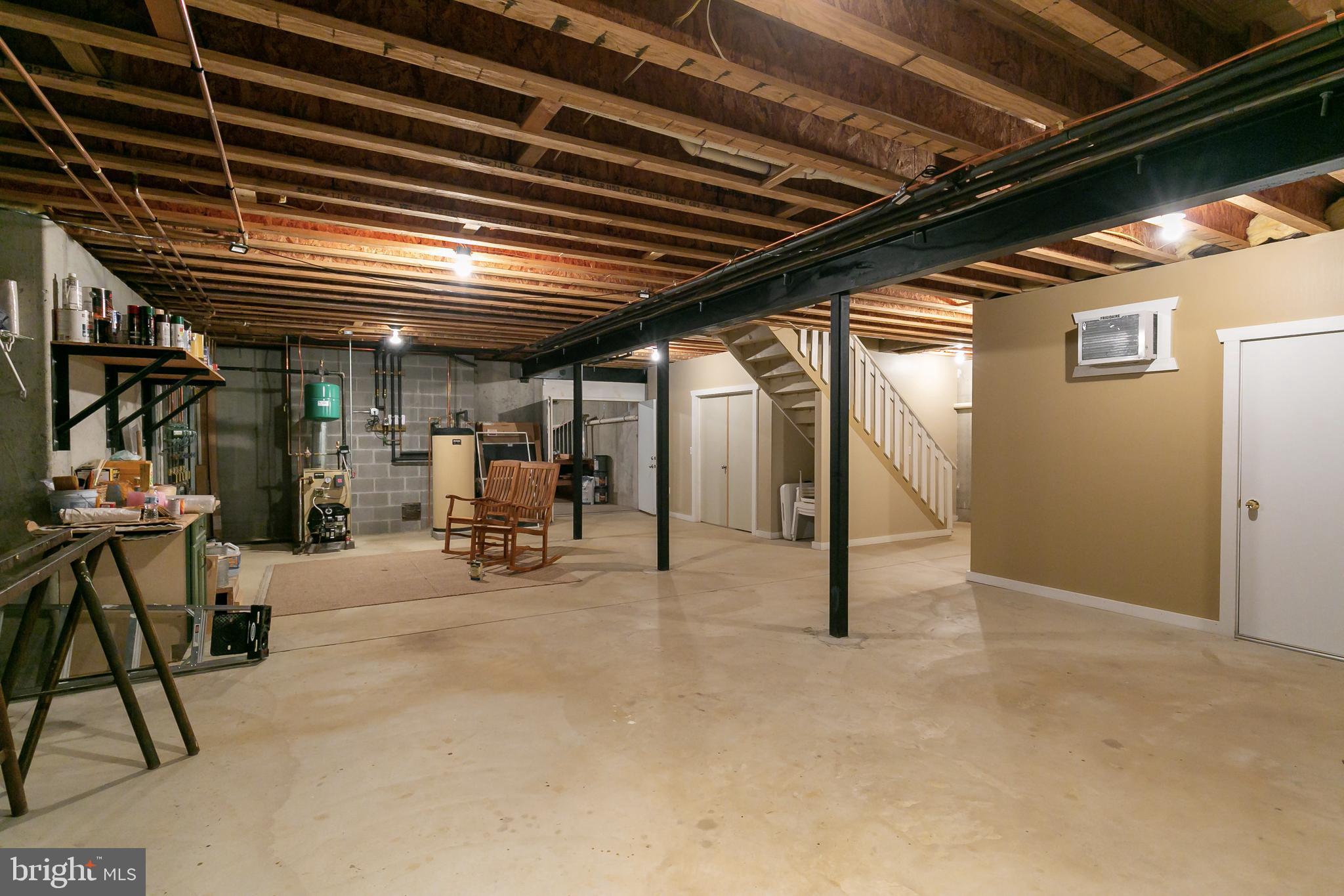 10 Lawrence Drive Cream Ridge, NJ 08514 - Photo 36 of 57