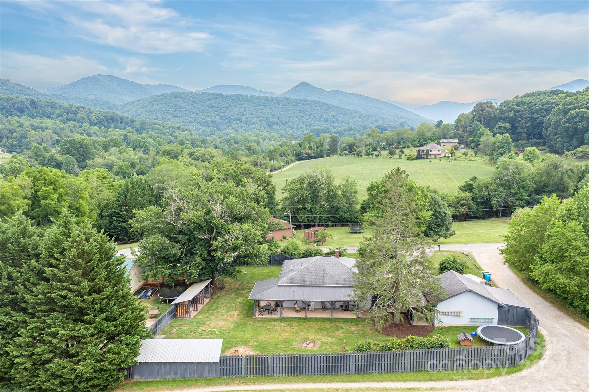 73 Brown Lynch Road Candler, NC 28715 - Photo 18 of 23 Gallery Image 18