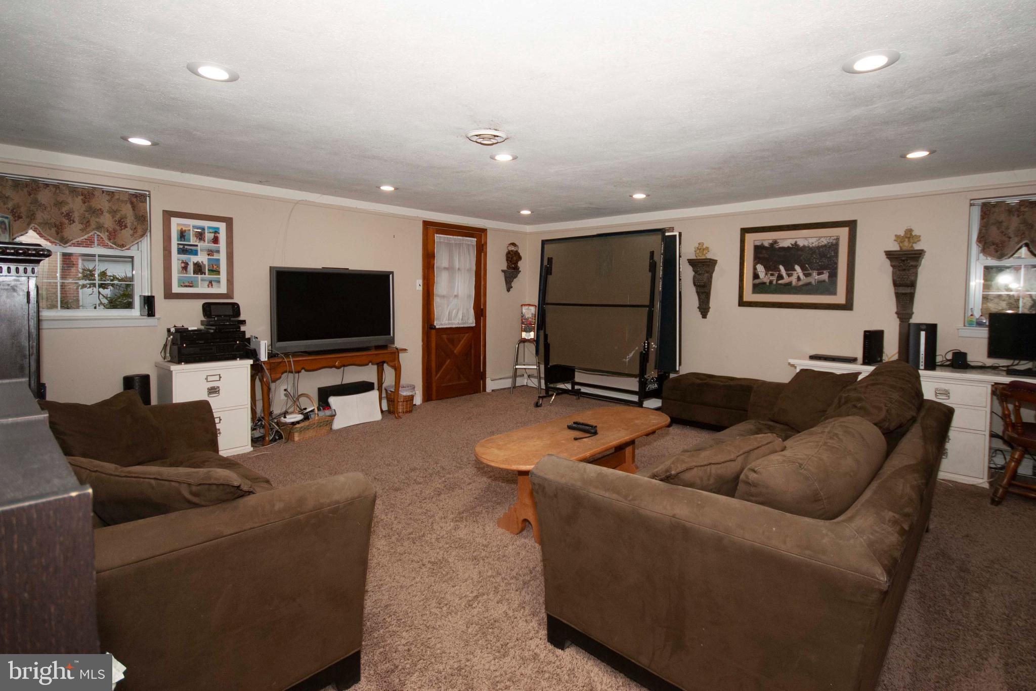 517 Georgetown Road Wallingford, PA 19086 - Photo 13 of 26 Gallery Image 13
