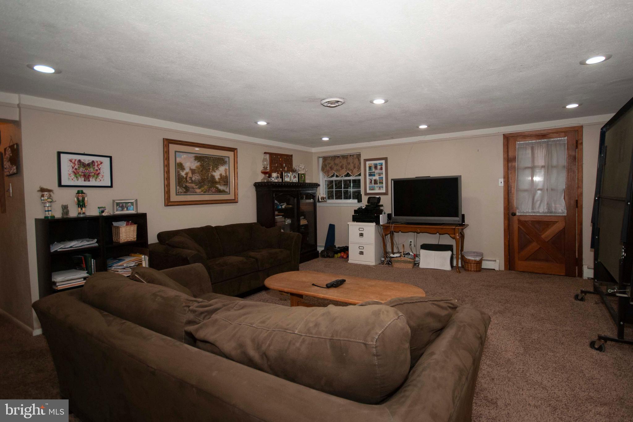 517 Georgetown Road Wallingford, PA 19086 - Photo 14 of 26 Gallery Image 14