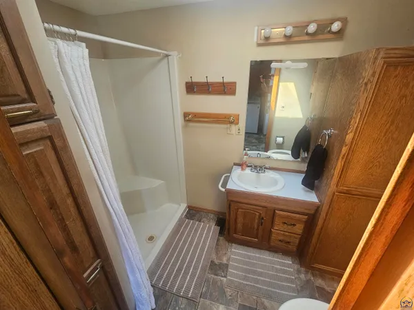 $149,900 | 919 Union Street, Emporia, KS 66801
