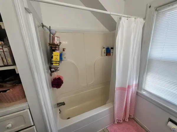 $149,900 | 919 Union Street, Emporia, KS 66801