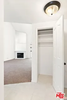 $629,000 | 8505 Gulana Avenue, Unit 5207, Los Angeles, CA 90293