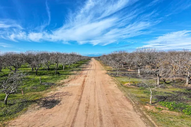 a view of a outdoor space