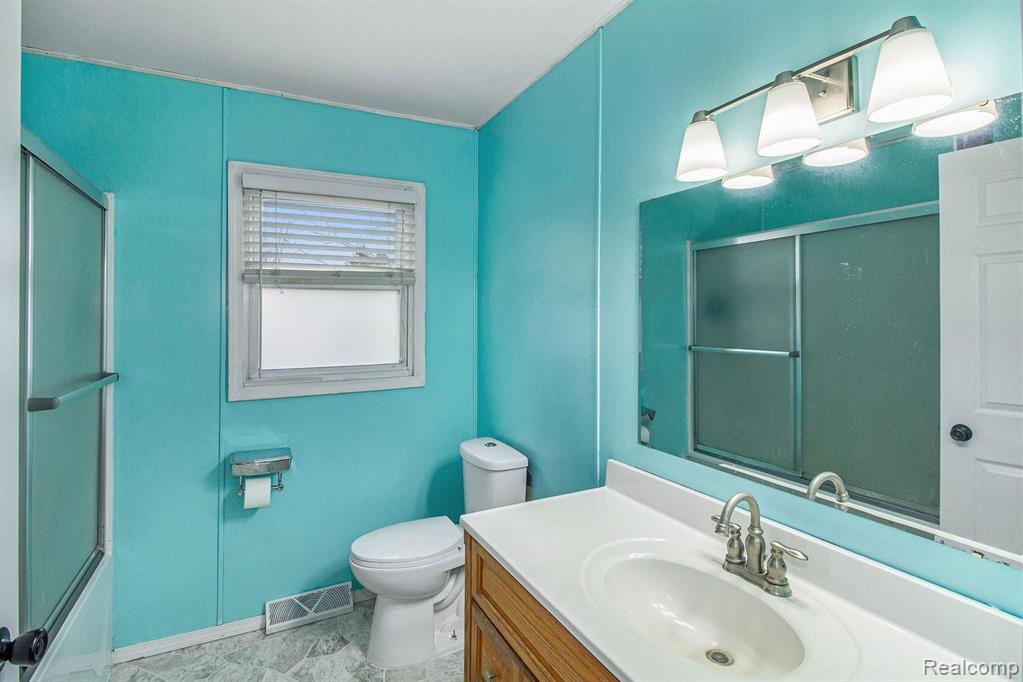 8447 West Farrand Road Montrose, MI 48457 - Photo 16 of 27 Gallery Image 16