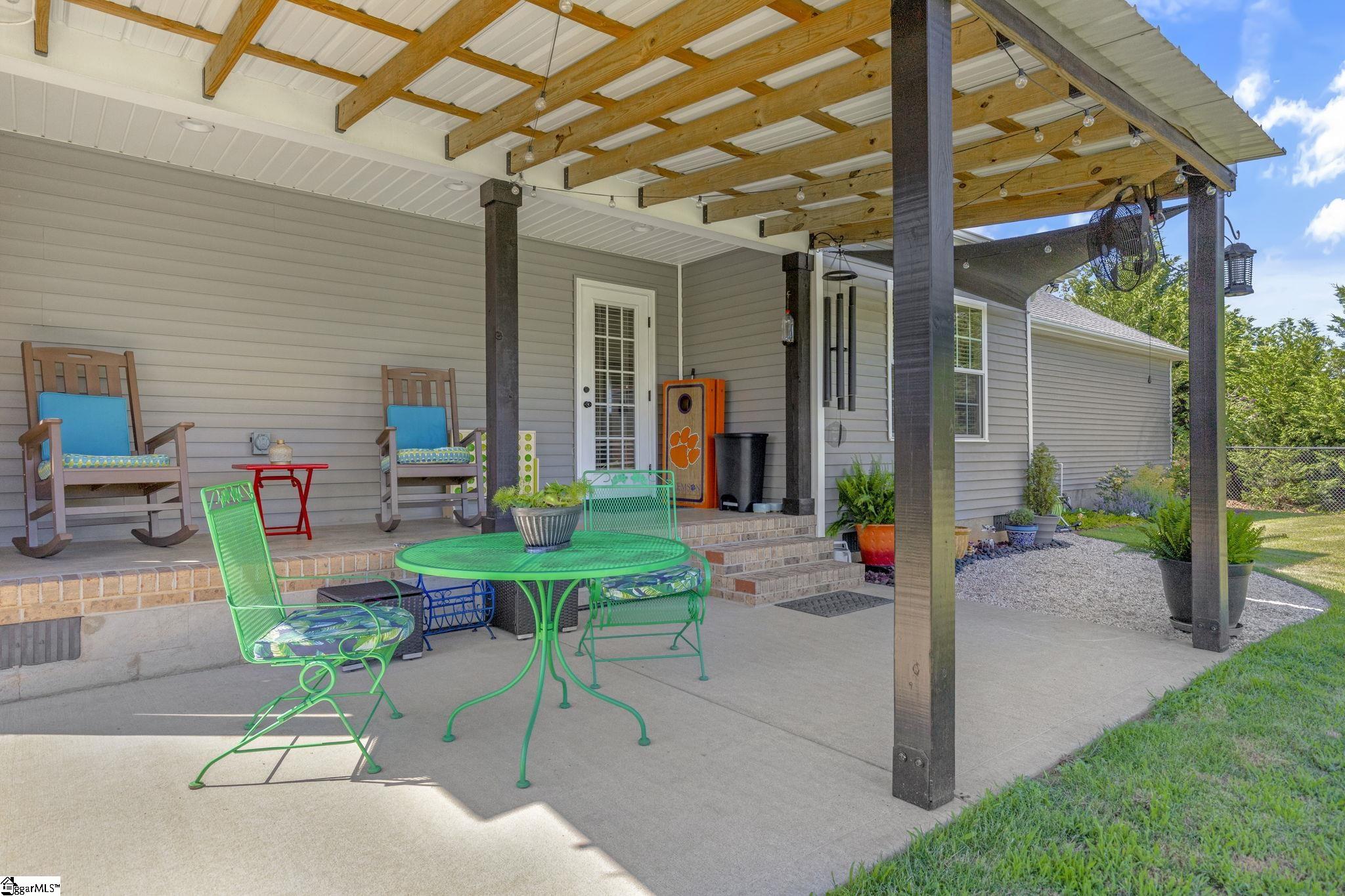 121 Lowe Road Piedmont, SC 29673 - Photo 27 of 36 Gallery Image 27