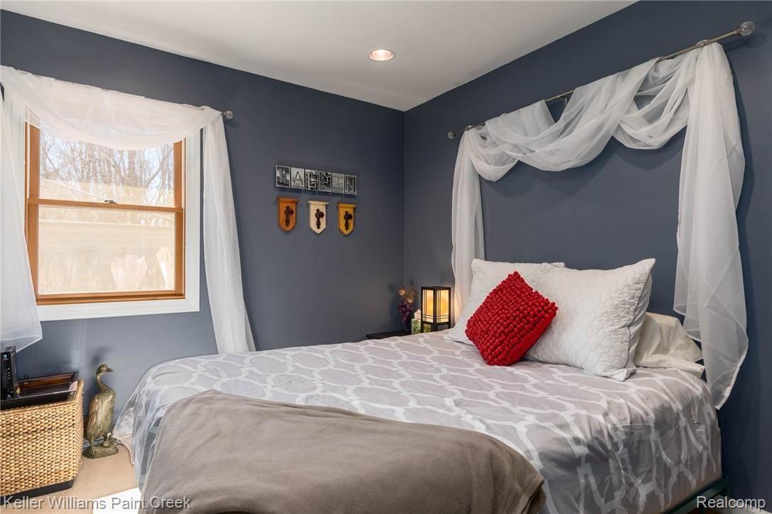 3268 Spring Meadow Drive Rochester, MI 48306 - Photo 29 of 35 3268 Spring Meadow Dr-21.jpg