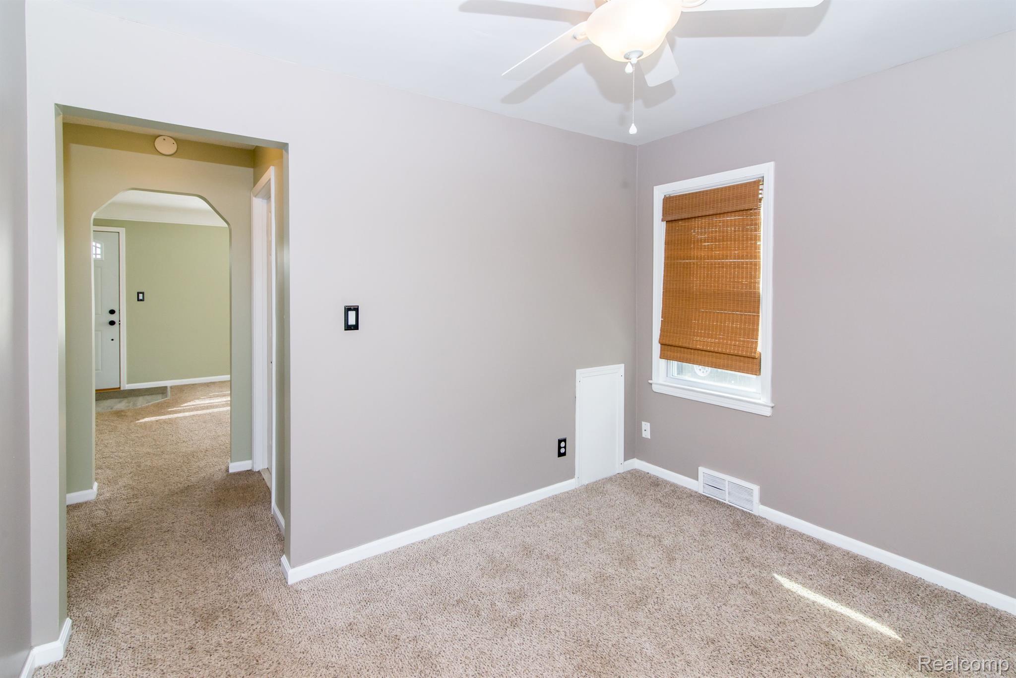 11064 Quirk Road Belleville, MI 48111 - Photo 21 of 49