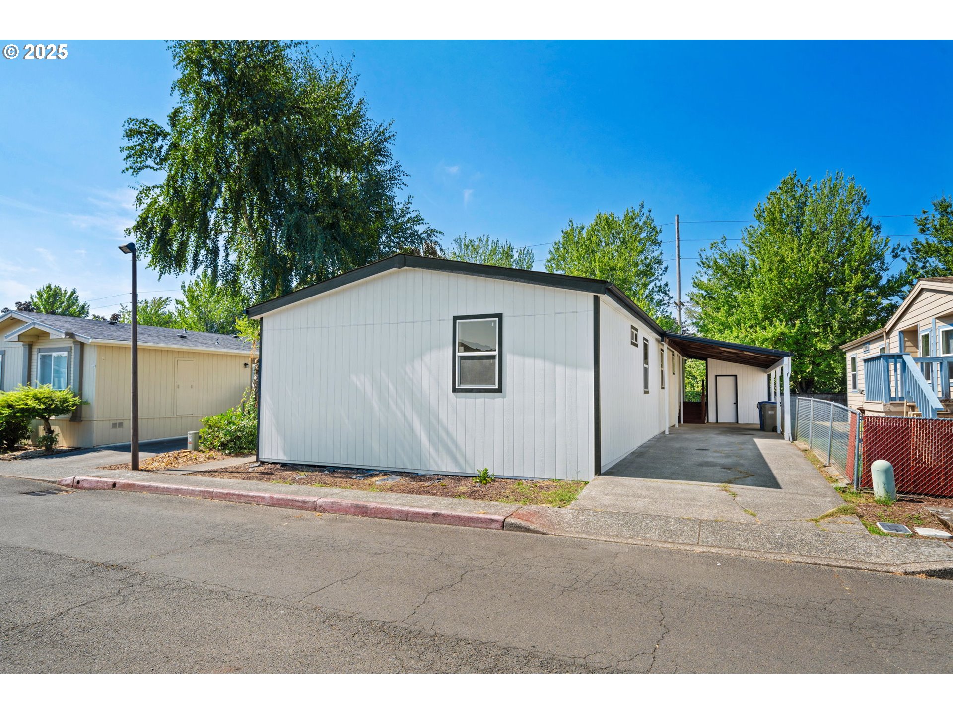 1949 Southeast Palmquist Road, Unit 42 Gresham, OR 97080 - Photo 14 of 28