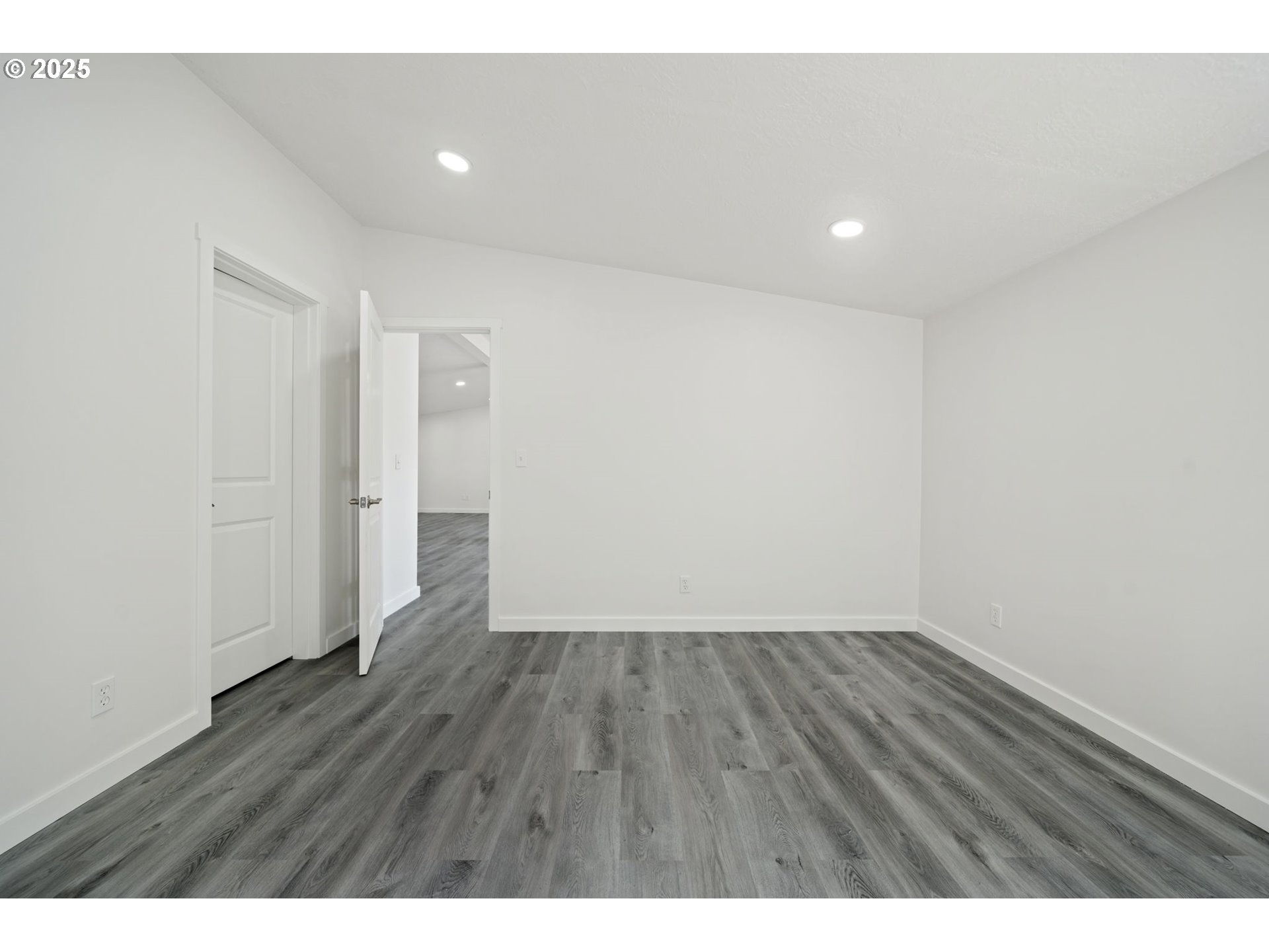 1949 Southeast Palmquist Road, Unit 42 Gresham, OR 97080 - Photo 17 of 28