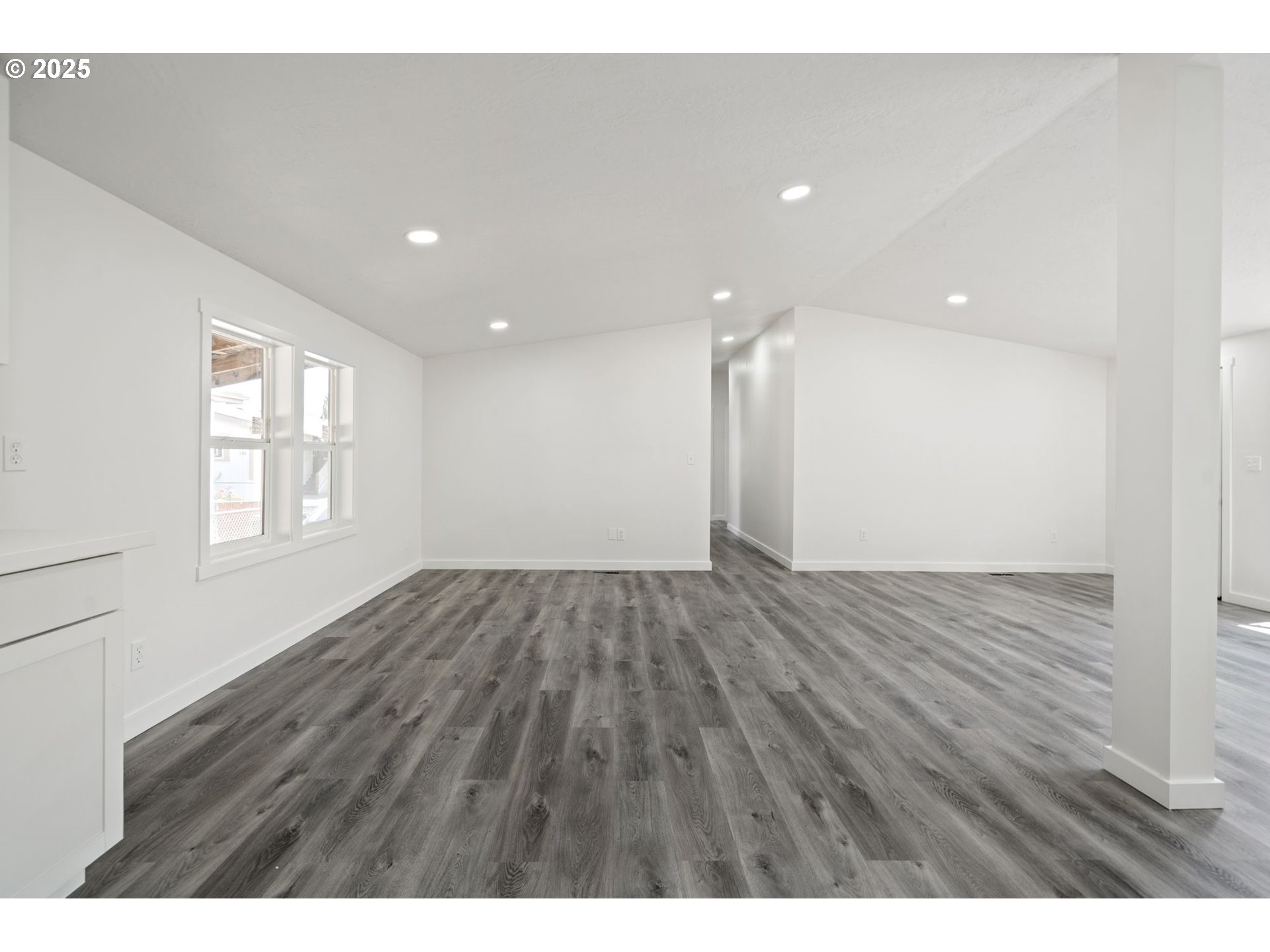 1949 Southeast Palmquist Road, Unit 42 Gresham, OR 97080 - Photo 8 of 28