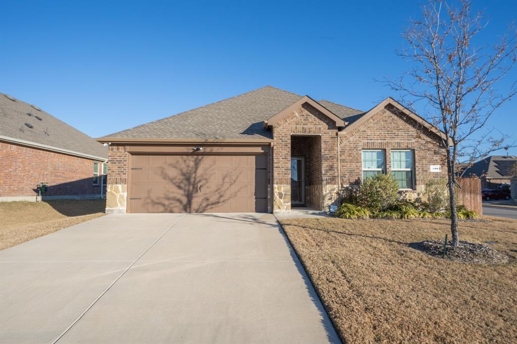 400 Willow View Way Princeton, TX 75407 - Photo 1 of 38 a front view of a house with yard