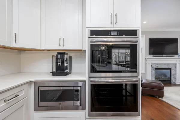 $965,000 | 1323 Bennaville Avenue, Birmingham, MI 48009