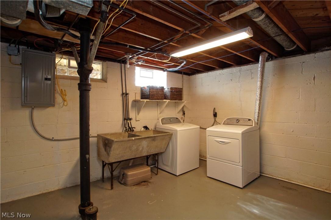 28690 Forest Road Willowick, OH 44095 - Photo 15 of 21 Gallery Image 15