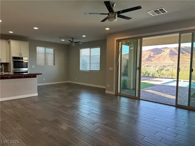 $3,300 | 111 Verde Rosa Drive, Henderson, NV 89011