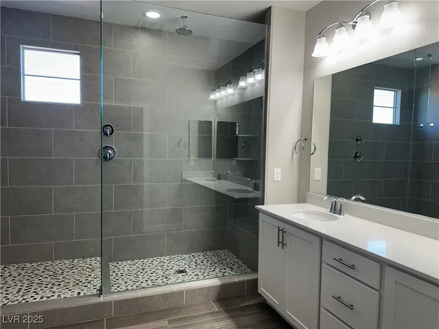 $3,300 | 111 Verde Rosa Drive, Henderson, NV 89011