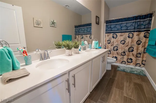 $3,300 | 111 Verde Rosa Drive, Henderson, NV 89011