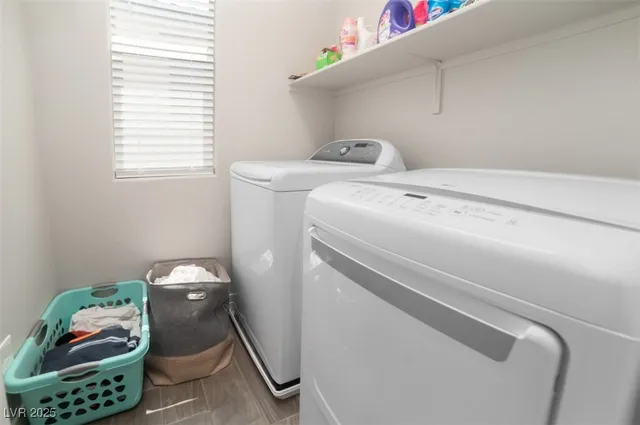 $3,300 | 111 Verde Rosa Drive, Henderson, NV 89011