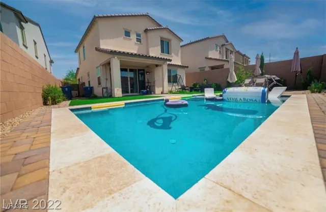 $3,300 | 111 Verde Rosa Drive, Henderson, NV 89011
