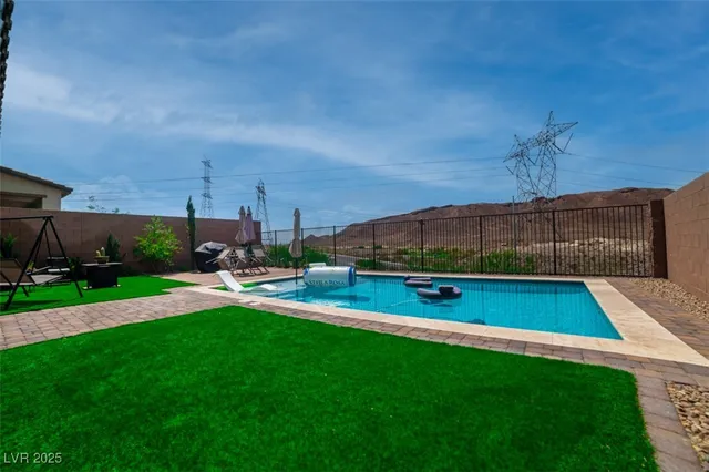 $3,300 | 111 Verde Rosa Drive, Henderson, NV 89011