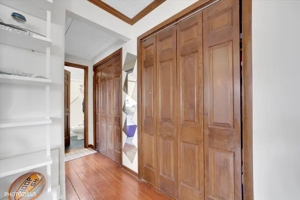 $179,000 | 5100 North Sheridan Road, Unit 502, Chicago, IL 60640