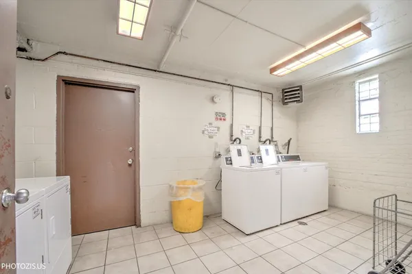 $179,000 | 5100 North Sheridan Road, Unit 502, Chicago, IL 60640