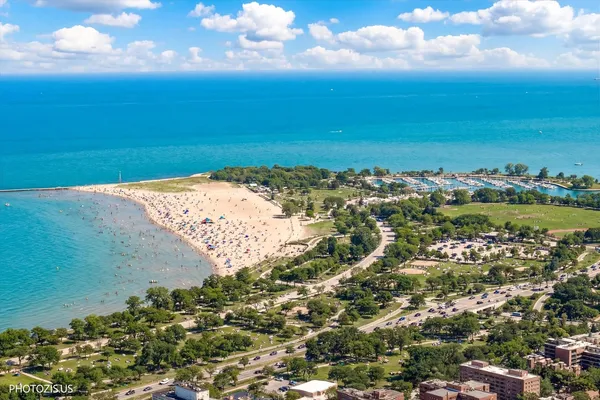 $179,000 | 5100 North Sheridan Road, Unit 502, Chicago, IL 60640