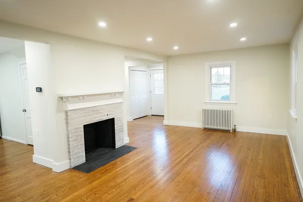 $449,900 | 1 Triangle Street, Worcester, MA 01606