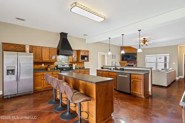 $381,039 | 10067 Emerald Forest Drive, Hernando, MS 38632