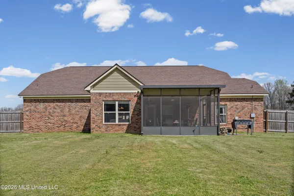 $381,039 | 10067 Emerald Forest Drive, Hernando, MS 38632